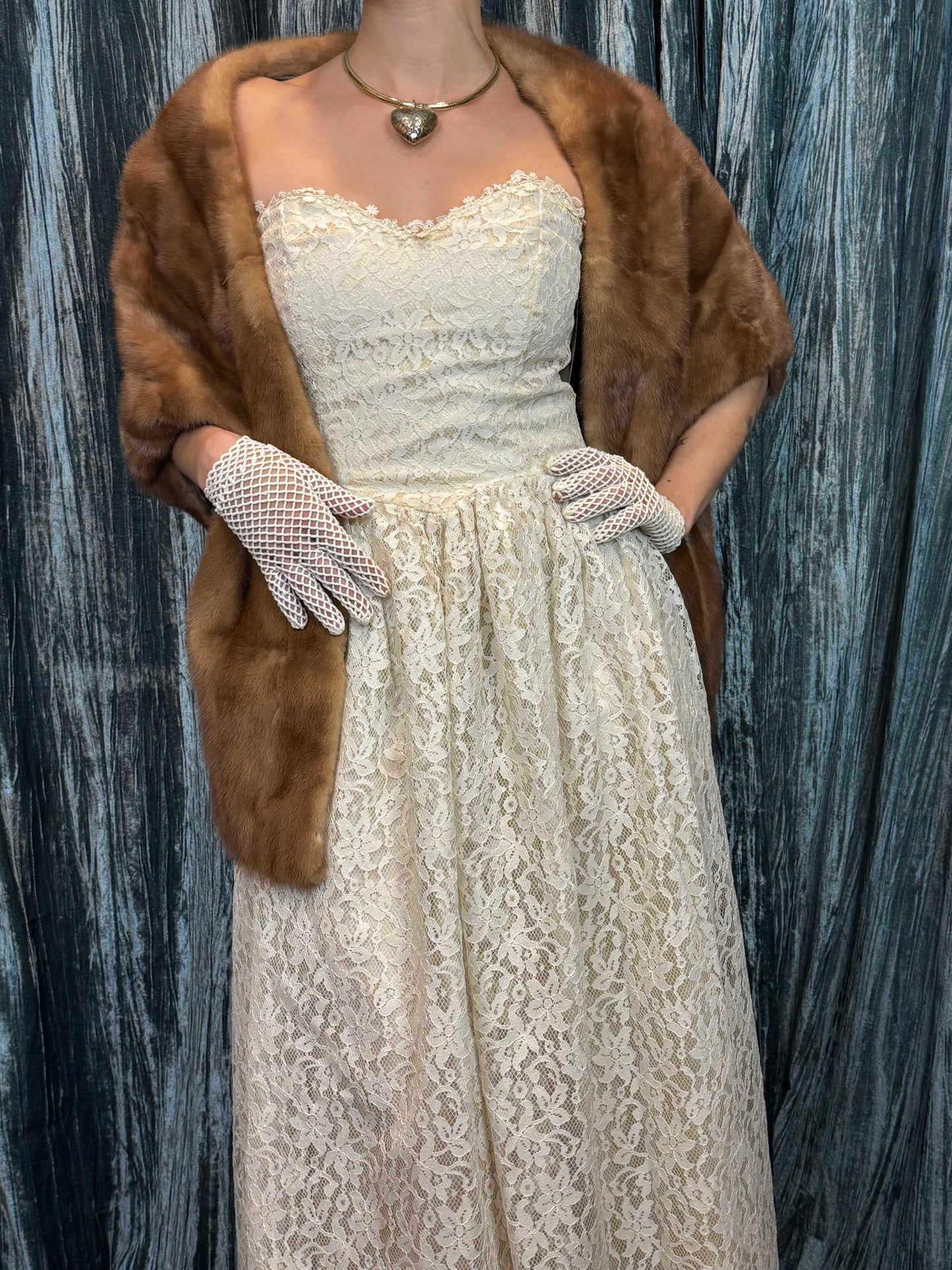 Sweetheart Lace Dress