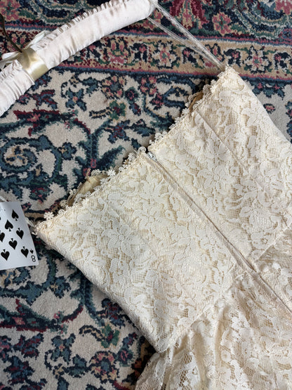 Sweetheart Lace Dress
