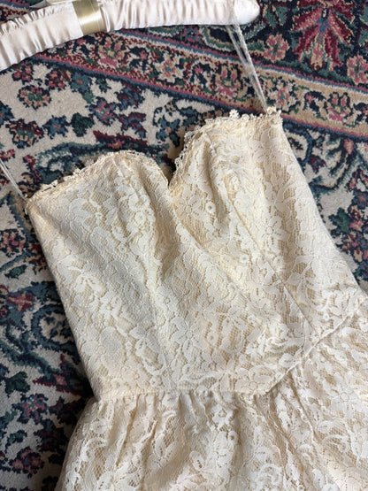 Sweetheart Lace Dress