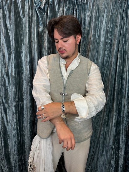 Quebec Royalty Vest