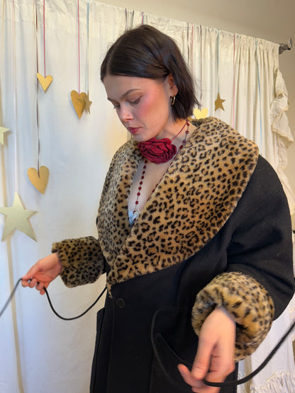 Vintage 1980's/90's Dramatic Entrance Coat