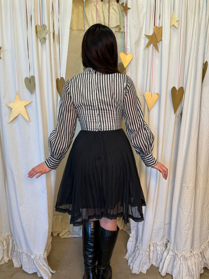 Vintage 1960's Noir Ingénue Dress