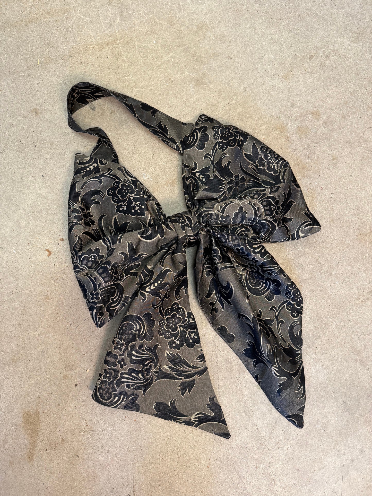 Handmade Victorian Valentine Bow Bag